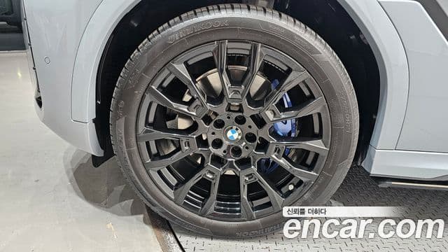 BMW X6 (G06) xDrive40i M Sport, 2025 все фото