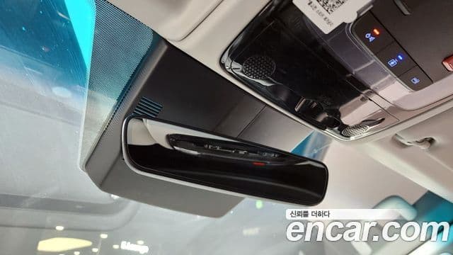 Hyundai Staria Modern, 2025 16