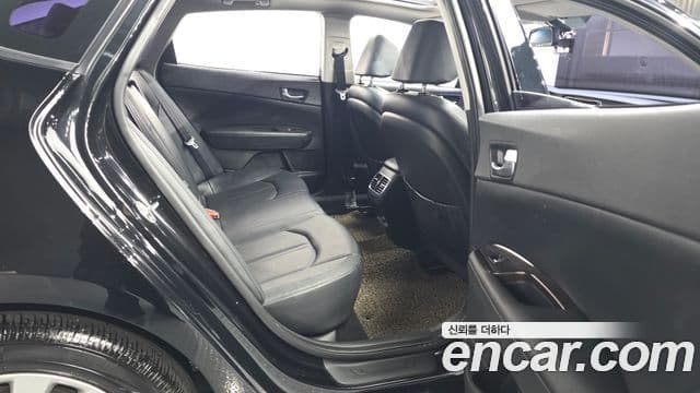 Kia K5 2세대 Noblesse, 2017 12