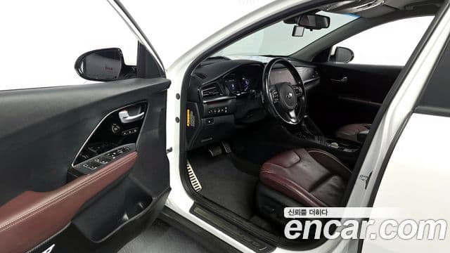 Kia The / новый New Niro Noblesse Special, 2020 10