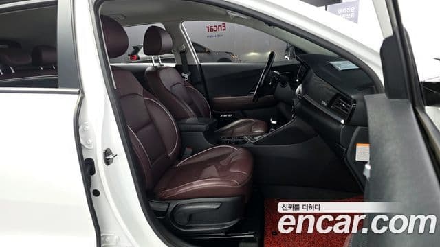 Kia The / новый New Niro Noblesse Special, 2020 11