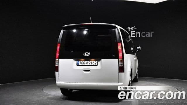 Hyundai Staria Modern, 2025 4