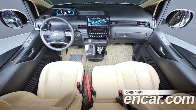 Hyundai Staria Modern, 2025 7
