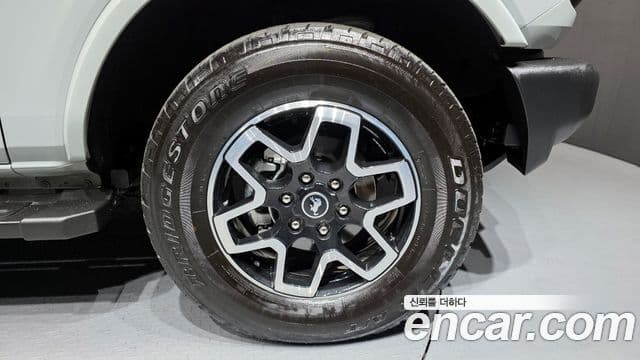 Ford Bronco 6세대 2.7 outer Banks, 2023 все фото