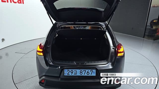 Lexus UX300e, 2022 20