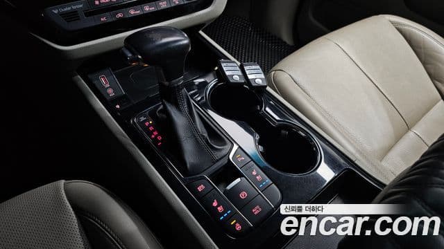 Kia The / новый New Carnival Noblesse, 2019 9