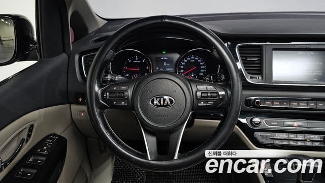 Kia The / новый New Carnival Noblesse, 2019 13