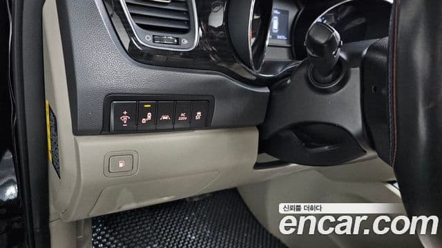 Kia The / новый New Carnival Noblesse, 2019 17