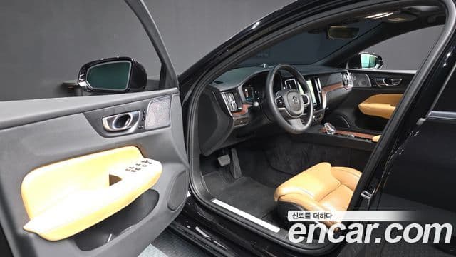 Volvo S60 3세대 B5 Ultimate Bright, 2023 10