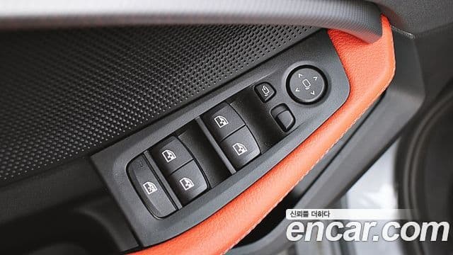 BMW 1시리즈 (F40), 2024 13