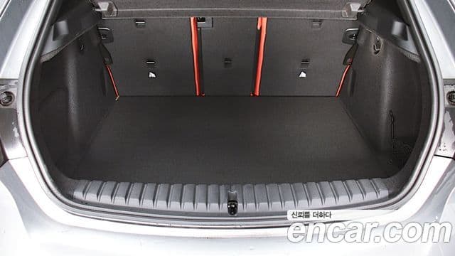 BMW 1시리즈 (F40), 2024 19