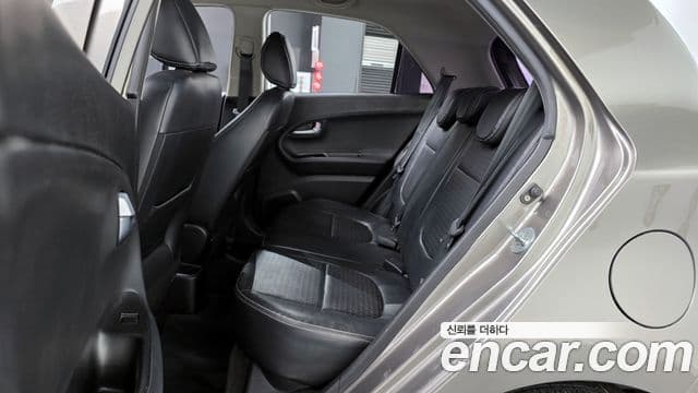 Kia The / новый New Morning Deluxe, 2016 12