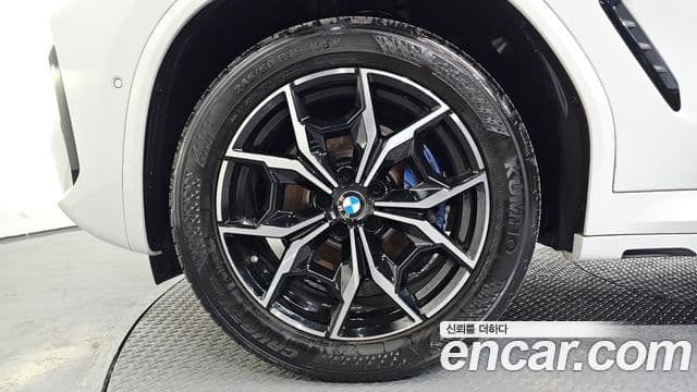 BMW X4 (G02) xDrive20i M Sport, 2022 все фото