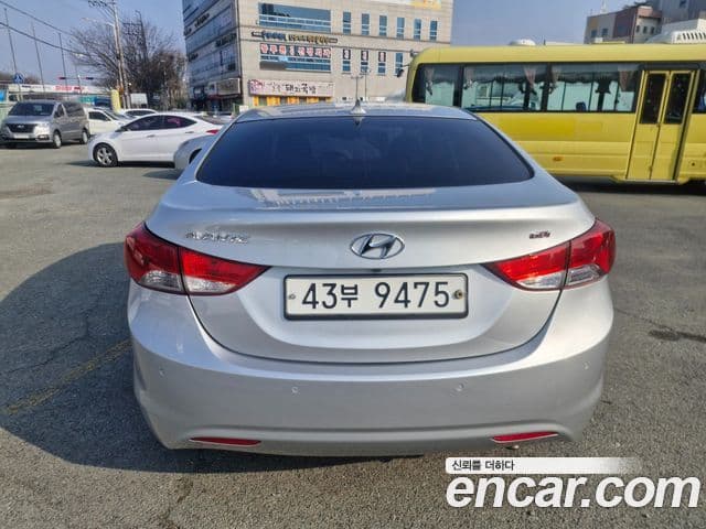 Hyundai Avante MD M16 GDI Avenue, 2014 4