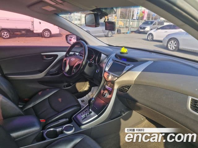 Hyundai Avante MD M16 GDI Avenue, 2014 8