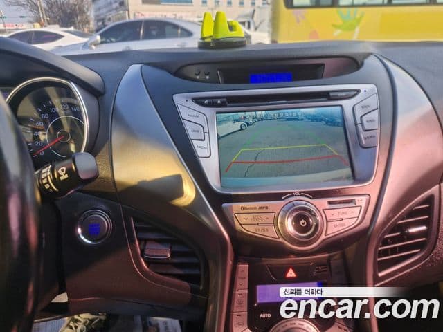 Hyundai Avante MD M16 GDI Avenue, 2014 11