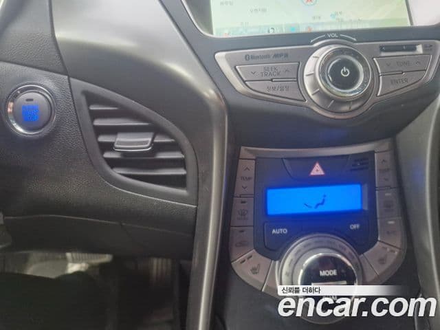 Hyundai Avante MD M16 GDI Avenue, 2014 13