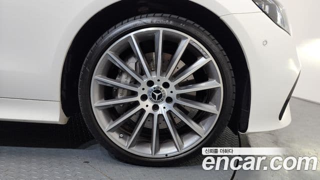 Mercedes-Benz E-класс W213 E450 4MATIC купе, 2023 все фото