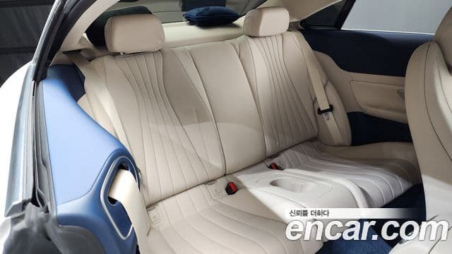 Mercedes-Benz E-класс W213 E450 4MATIC купе, 2023 12