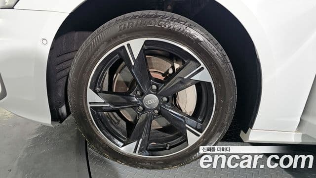 Audi A6 (C8), 2020 все фото