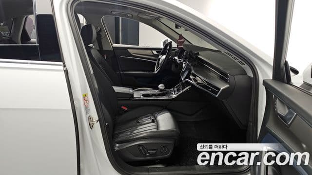 Audi A6 (C8), 2020 11