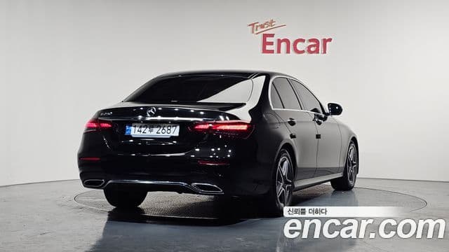 Mercedes-Benz E-класс W213 AMG Line, 2023 2