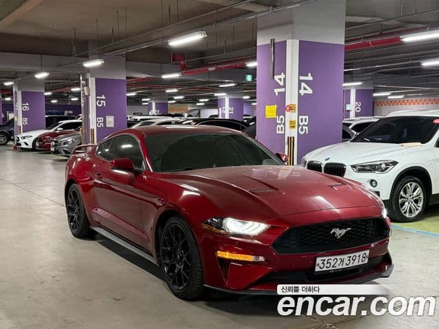 Ford Mustang купе, 2019 3