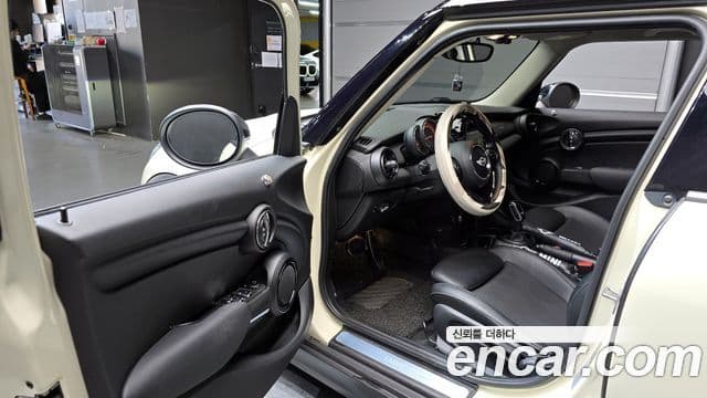 Mini Cooper D 3세대, 2018 11