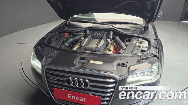 Audi New A8 D4, 2011 6