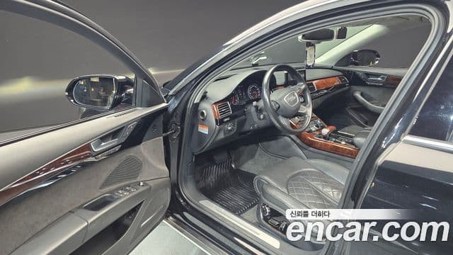 Audi New A8 D4, 2011 11