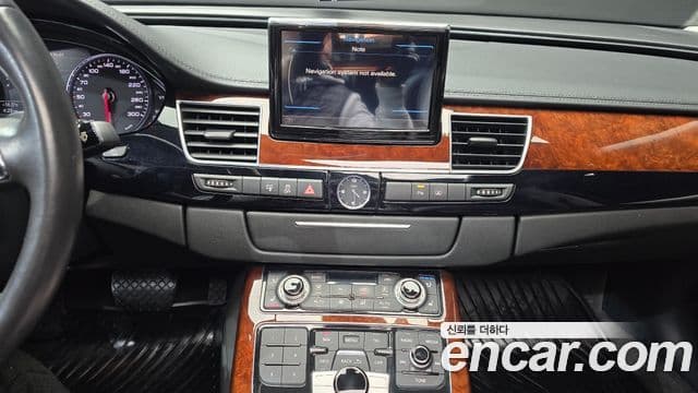 Audi New A8 D4, 2011 14