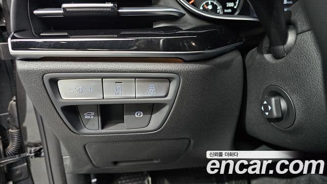 Genesis G80 (RG3) бензин 2.5 турбо 2WD, 2024 17