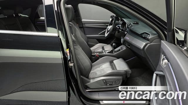 Audi Q3 (F3) 35 TDI Quattro Premium Sportback, 2023 10