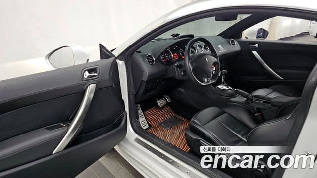 Peugeot RCZ 1세대, 2013 10