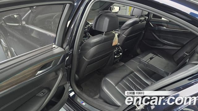 BMW 5시리즈 (G30) 520d xDrive M Sport Plus, 2018 11