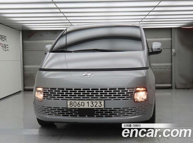 Hyundai Staria Modern, 2024 2