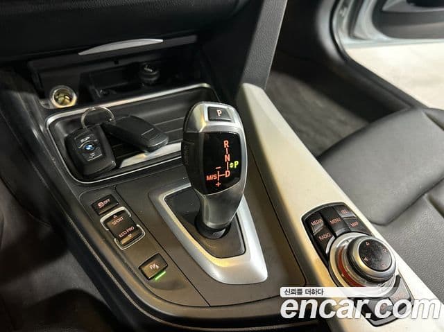 BMW 3시리즈 (F30) 320d xDrive Туринг (Touring), 2013 12