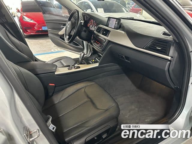 BMW 3시리즈 (F30) 320d xDrive Туринг (Touring), 2013 16