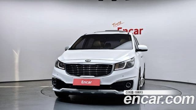 Kia All New Carnival Prestige, 2015 3