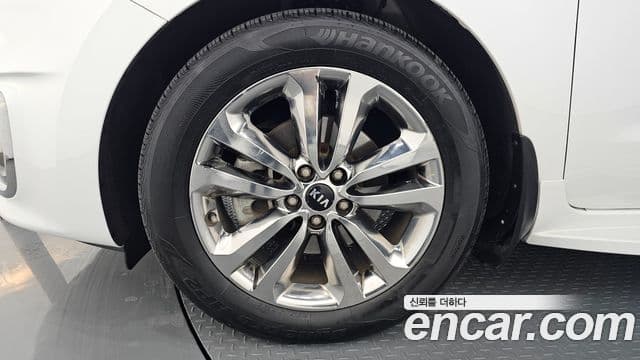 Kia All New Carnival Prestige, 2015 все фото