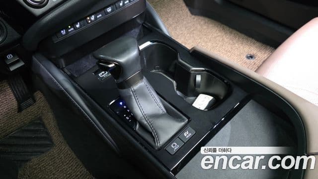 Lexus ES300h 7세대 Luxury Plus, 2023 9