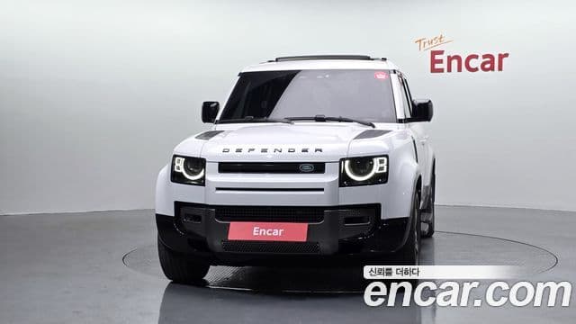 Land Rover Defender (L663) 110 P300 X-Dynamic SE, 2022 3