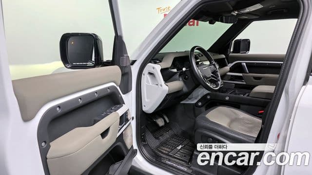 Land Rover Defender (L663) 110 P300 X-Dynamic SE, 2022 11
