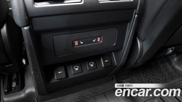 Land Rover Defender (L663) 110 P300 X-Dynamic SE, 2022 17