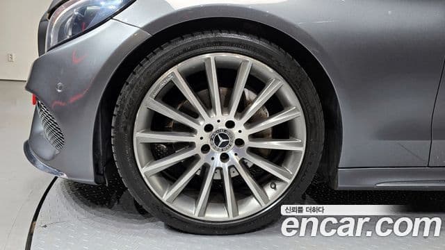 Mercedes-Benz C-класс W205 C200 кабриолет, 2017 все фото