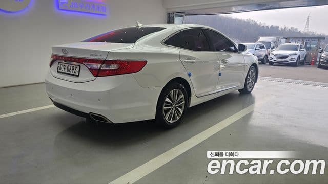 Hyundai Grandeur HG Modern, 2016 4