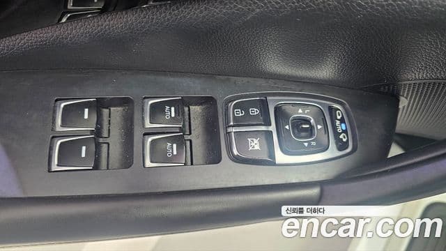 Hyundai Grandeur HG Modern, 2016 11