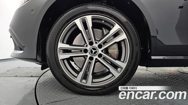 Mercedes-Benz E-класс W213 Avantgarde, 2022 все фото