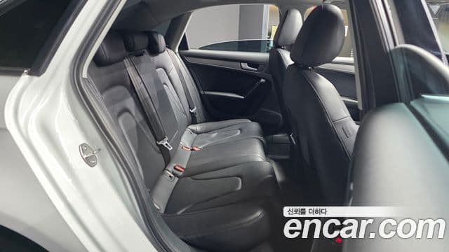 Audi New A4 B8, 2015 12