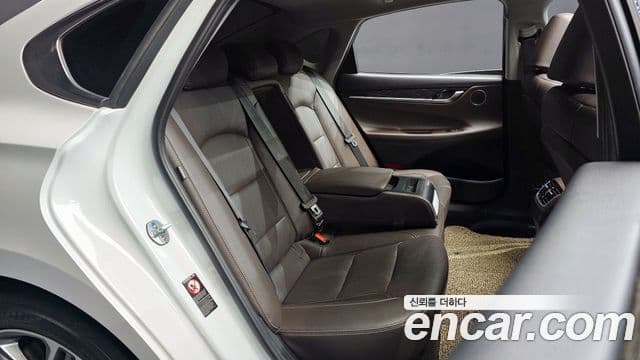 Hyundai Grandeur IG Premium, 2019 12